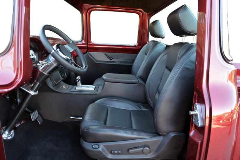 Illustration for article titled This Indie Shop Is Producing A Line Of 'Brand New' 1956 Ford Trucks